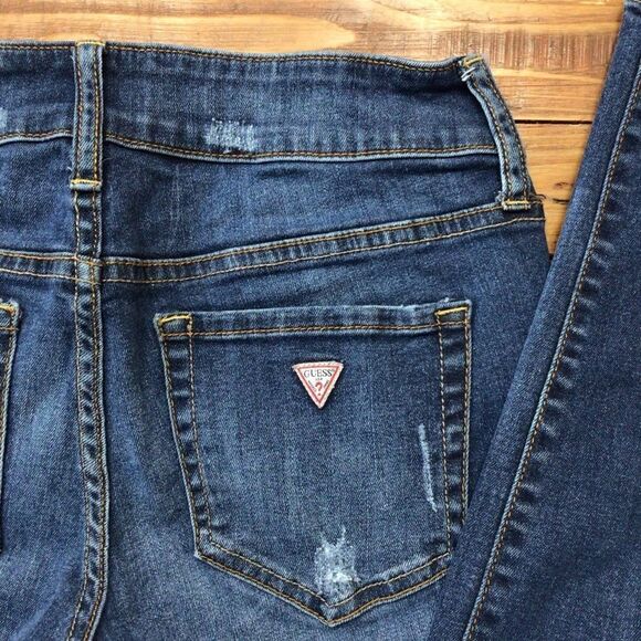 GUESS medium rise skinny Sarah fit size 28 ripped - Picture 5 of 9